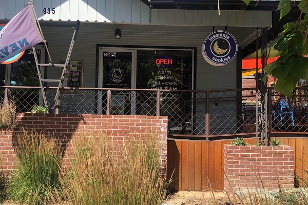Insomnia Cookies - Restaurant near UNR